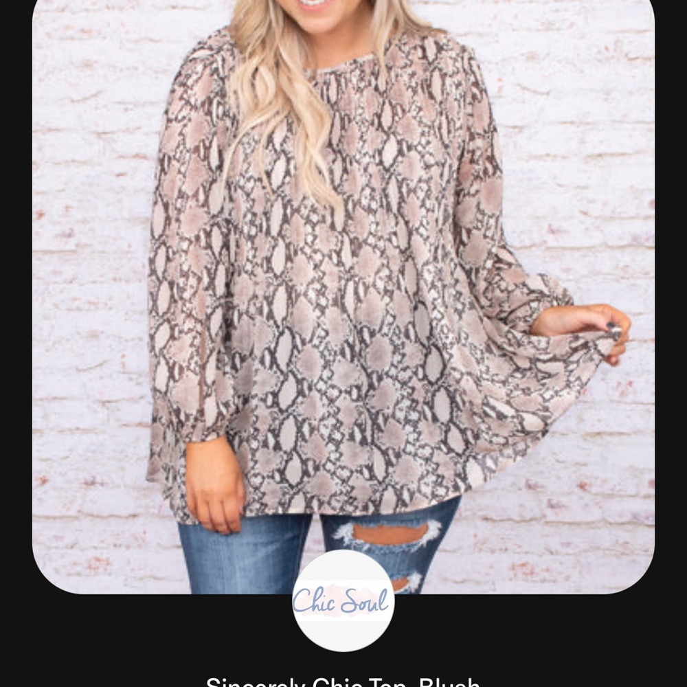 Plus size boutique snake print top, never worn. Size 3X